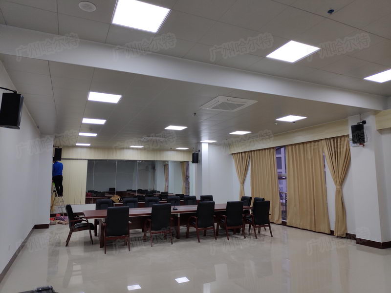 梧州某信息管理中心<小会议室>